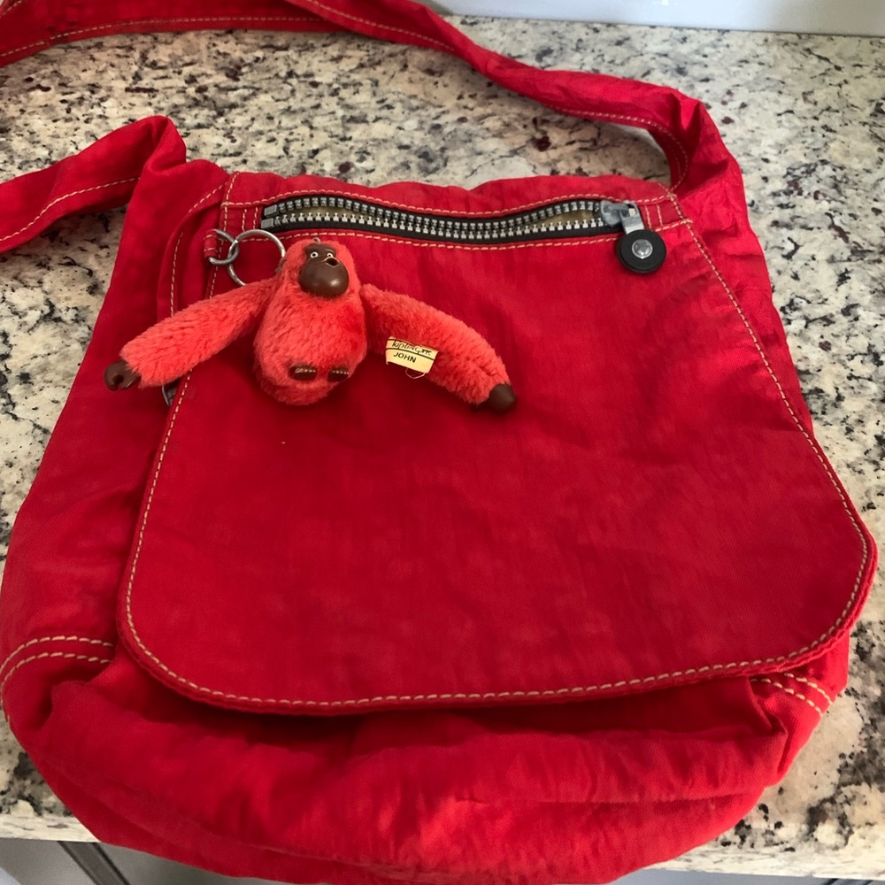 Cute Kipling nylon flap bag!
